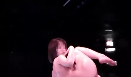 Mimado videos de lesvianas tetonas y culonas y sentado en la cara del hombre