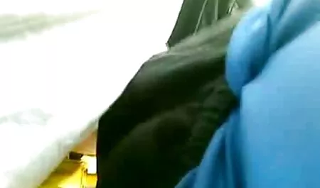 En la mamando tetas lesvianas presidencia