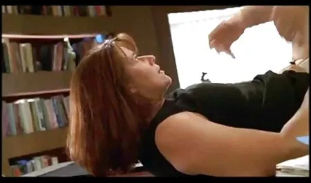 Hermosa 18 años de youporno de lesvianas edad coño