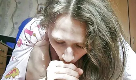 Estudiante en el lesvianas amantes hogar, desde simples polluelos