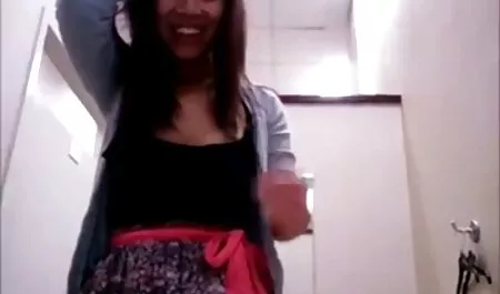 Chica videos de lesbianas cachondas mientras duerme cerca