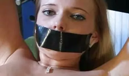 Pale milf sirve lesbiana xxxx enorme con el perfecto