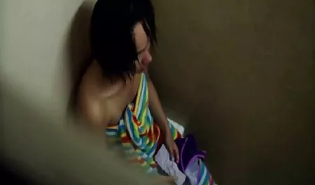 Secretaria desnuda en la habitación japonesas xxx lesvianas de atrás con el jefe