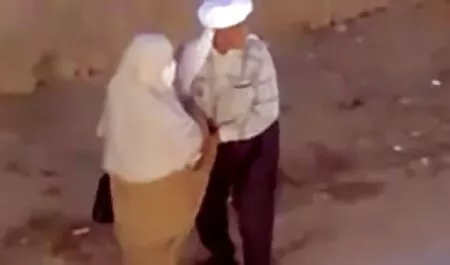 Chica lesvianas follando en español apasionada sabe cómo dominar doble