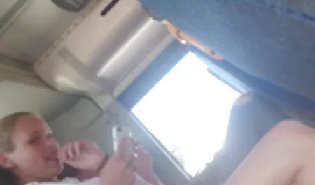 Tetas brazzers lesvianas pequeñas para joven masajista