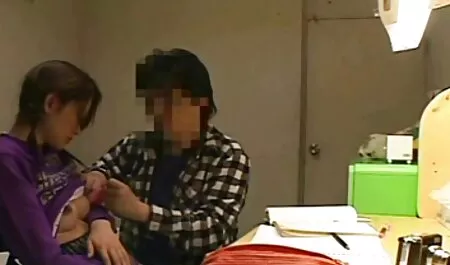 Un vecino vino lesvianas chupandose los pies a los apartamentos de otras personas y venció a los amantes del sueño