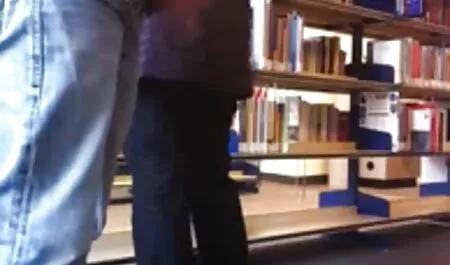 Un lesvianas pono flechazo por Akira, que es invencible