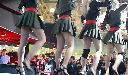Caliente joven rusa lesvianas tetonas y nalgonas rubia