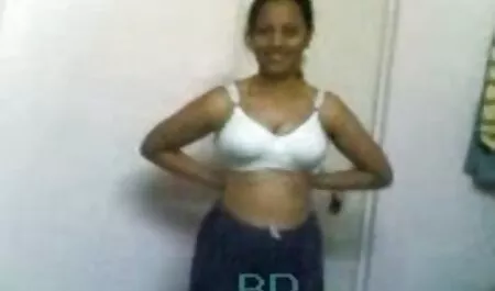 Chica morenas lesvianas xxx blanca Pelo castaño a negro