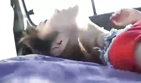 Sexo en prisión con lesvianas chapando prisionero nunca fue satisfecho milf