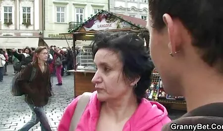 Ancianos lesvianas serviporno del partido en el medio
