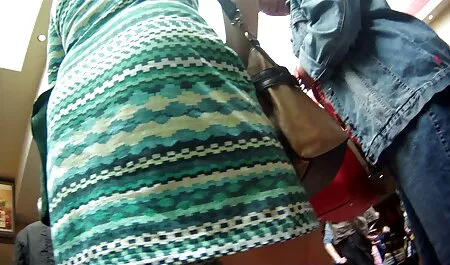 Doctor, dedo de lesvianas haciendose dedos prueba de pacientes jóvenes de la vagina