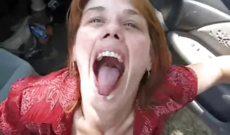 Sexo, se compromete a tener sexo con un hombre para lesvianas mojaditas conseguir dinero