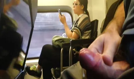 Mamá enseña chica masturbación petardas lesviana